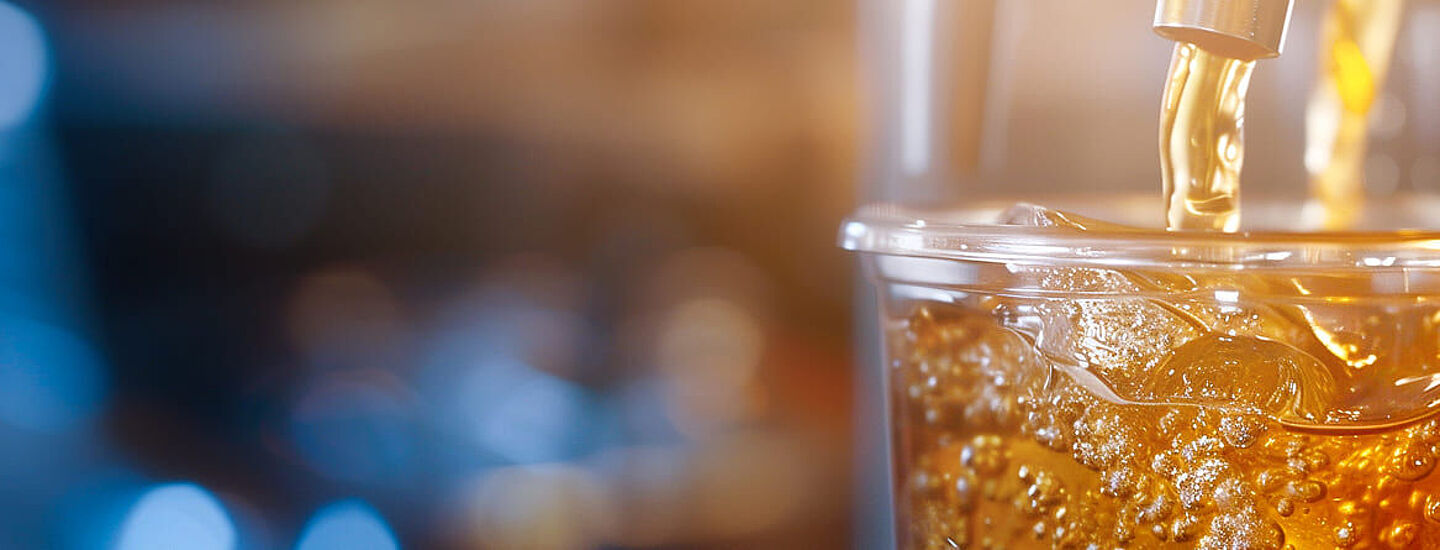 Pouring ice tea