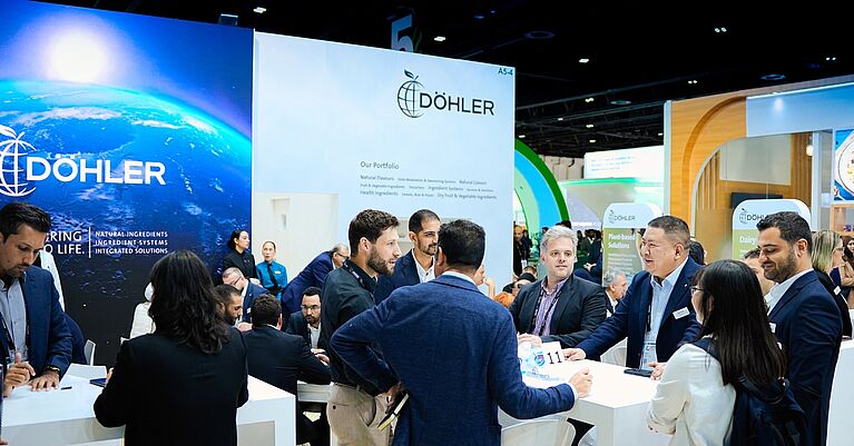 People at the Gulfood Manfacturing fair 