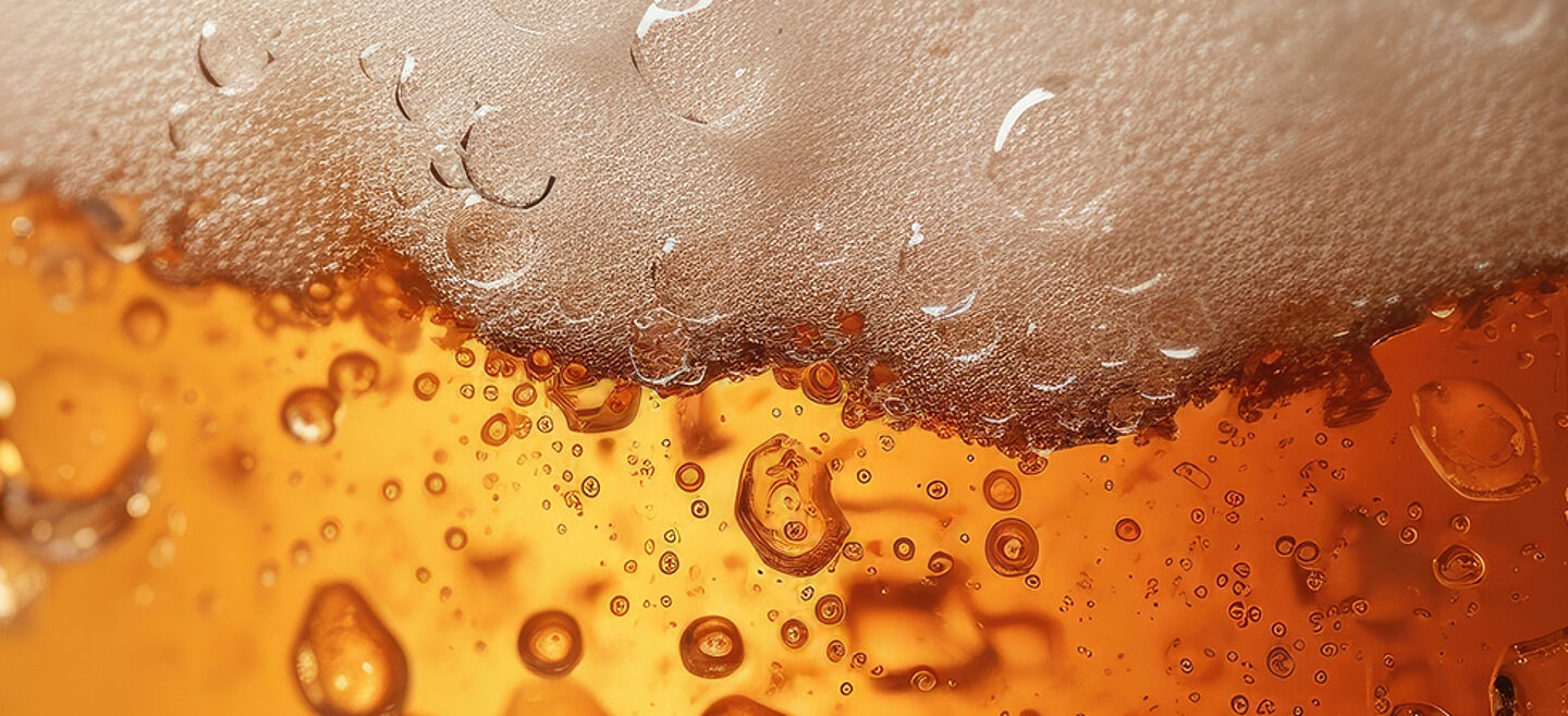 Beer with bubbles